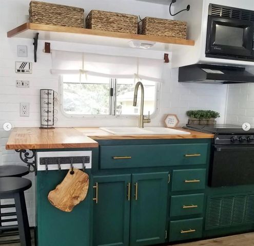 4400 44TH AVENUE N, St Petersburg, FL 33714