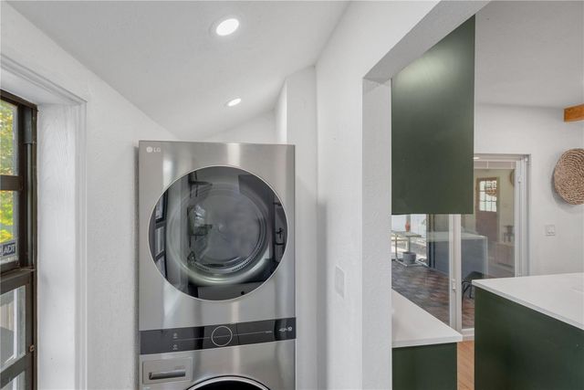 4400 44TH AVENUE N, St Petersburg, FL 33714