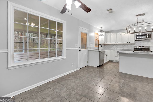 125 Flint Hill Drive, Oxford, GA 30054