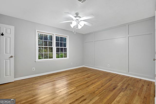 125 Flint Hill Drive, Oxford, GA 30054