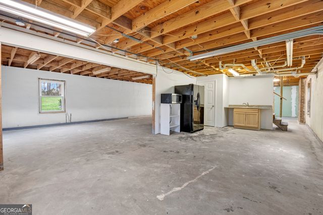 125 Flint Hill Drive, Oxford, GA 30054