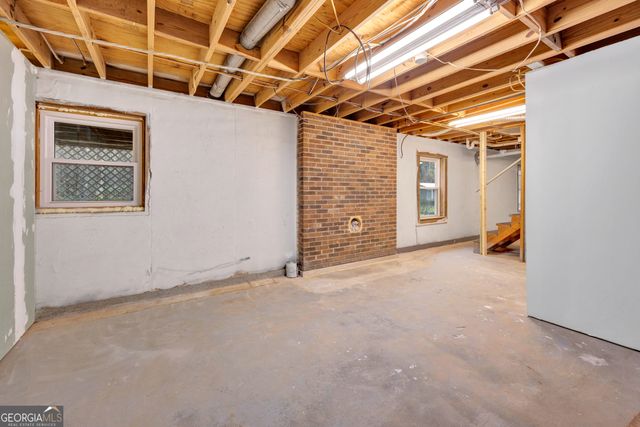 125 Flint Hill Drive, Oxford, GA 30054