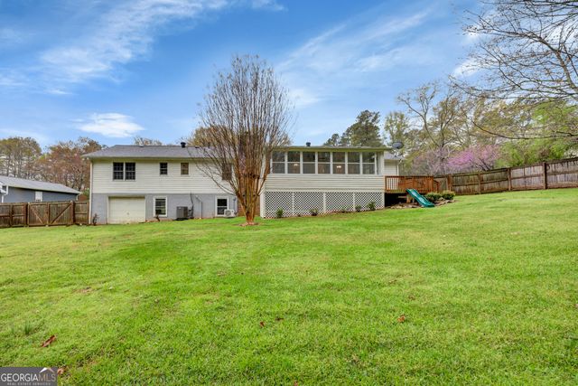 125 Flint Hill Drive, Oxford, GA 30054