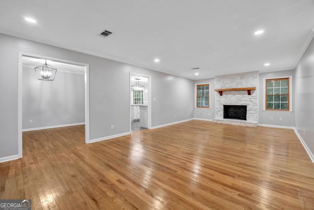 125 Flint Hill Drive, Oxford, GA 30054