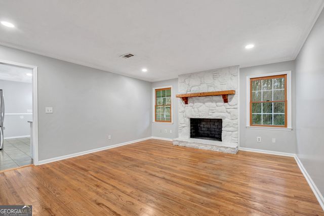 125 Flint Hill Drive, Oxford, GA 30054