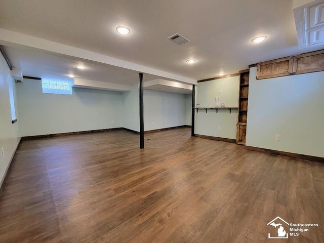 12960 Birrell Street, Southgate, MI 48195