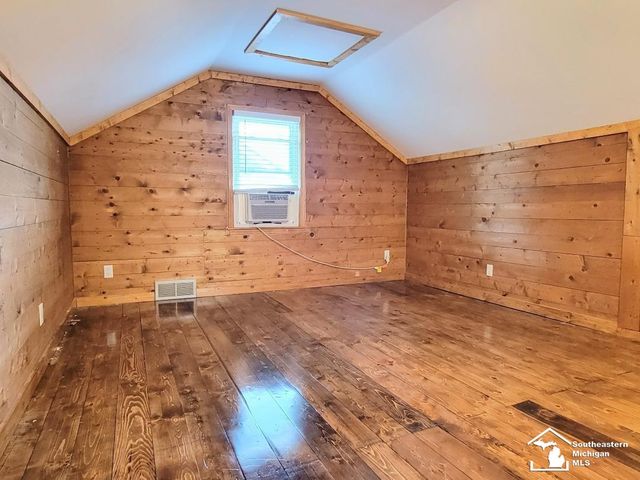 12960 Birrell Street, Southgate, MI 48195