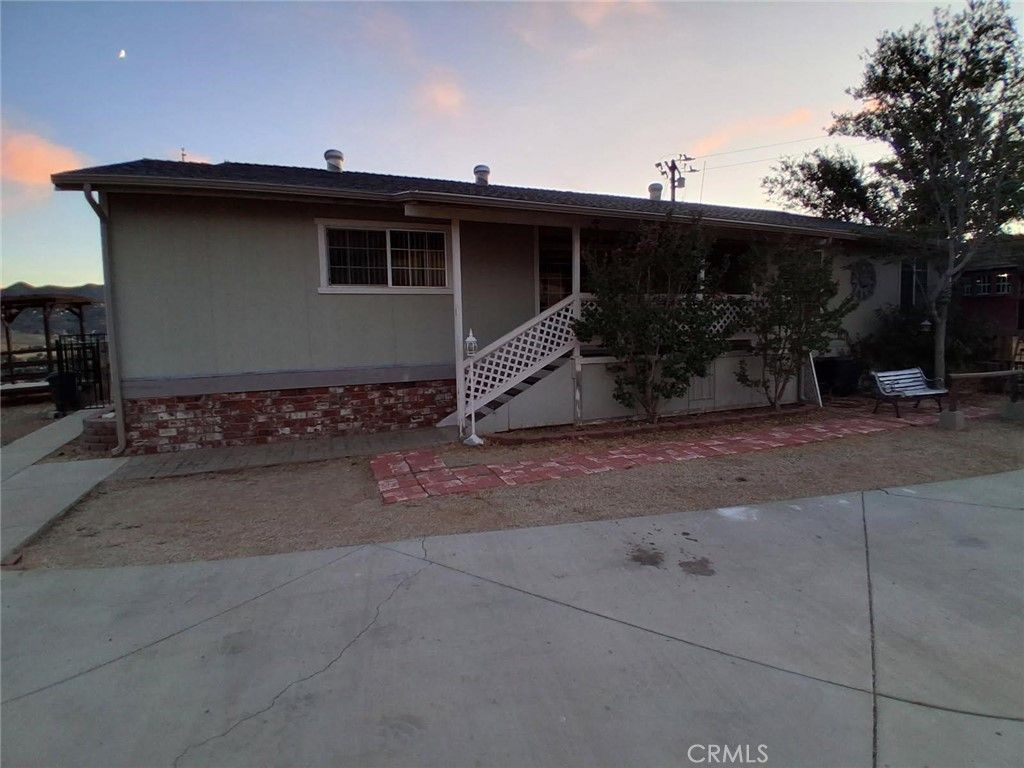 8630 Penhaven, Leona Valley, CA 93551