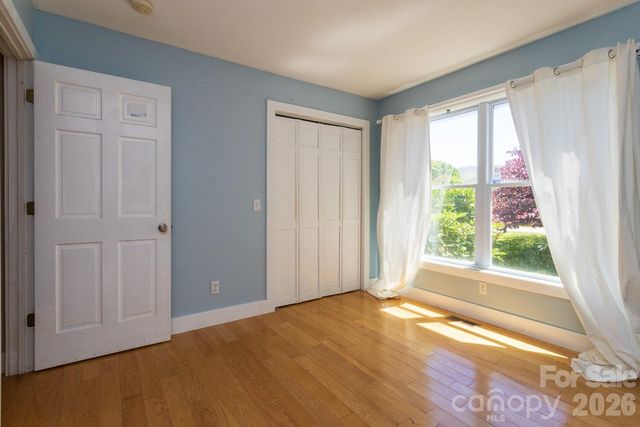 55 Eden Glen Road, Black Mountain, NC 28711