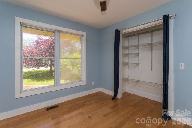 55 Eden Glen Road, Black Mountain, NC 28711