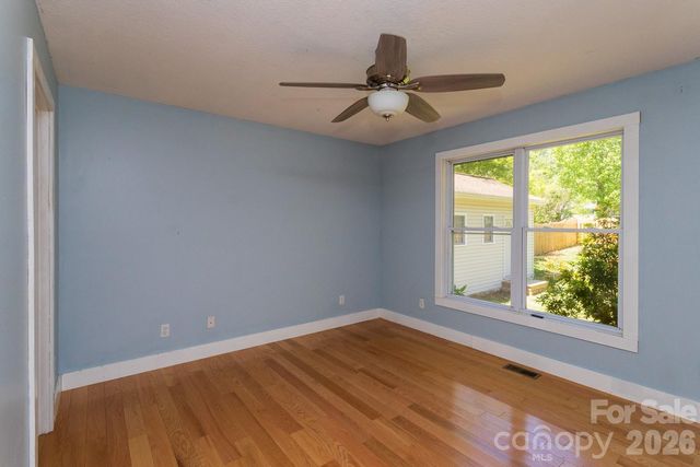 55 Eden Glen Road, Black Mountain, NC 28711