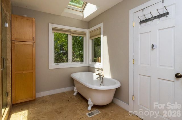 55 Eden Glen Road, Black Mountain, NC 28711