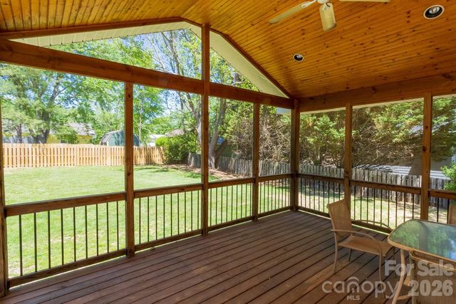 55 Eden Glen Road, Black Mountain, NC 28711