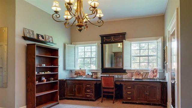 5975 Calder Avenue, Beaumont, TX 77706