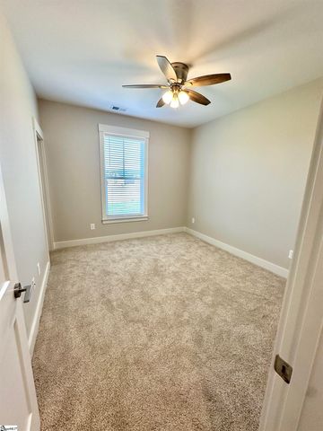 514 Hillview Knoll Lane, Greer, SC 29651