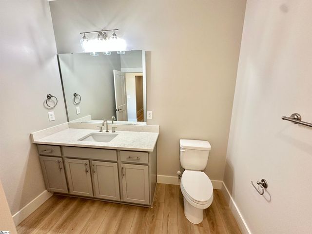 514 Hillview Knoll Lane, Greer, SC 29651