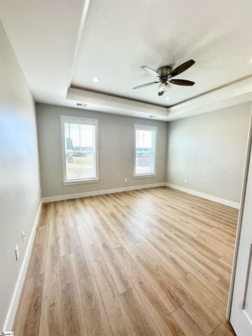 514 Hillview Knoll Lane, Greer, SC 29651