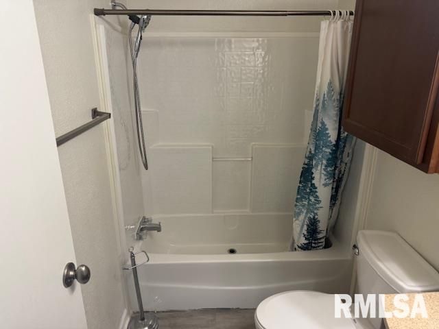 2208 Rancho Boulevard, Quincy, IL 62305