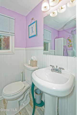 6 North Road, Moreau, NY 12803