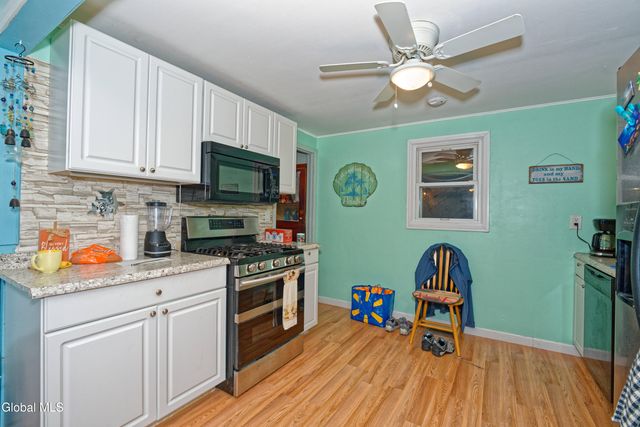 6 North Road, Moreau, NY 12803