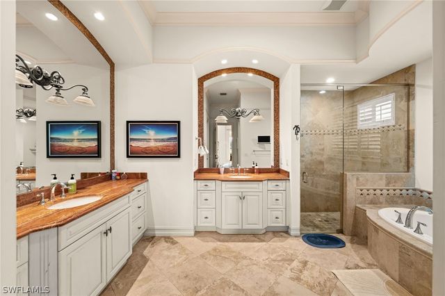 9085 Terranova DR, Naples, FL 34109