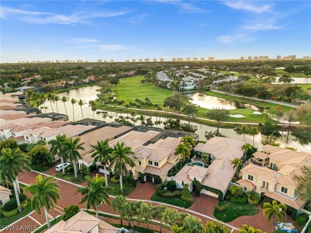 9085 Terranova DR, Naples, FL 34109