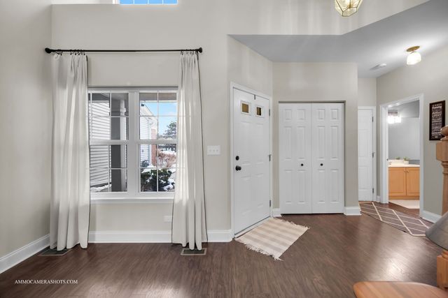 31603 Kline Circle, Warrenville, IL 60555