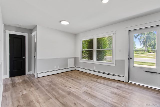 2129 Normandy Road, Royal Oak Charter Township, MI 48073