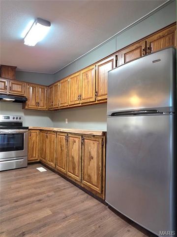 481 Family Road, St Clair, MO 63077