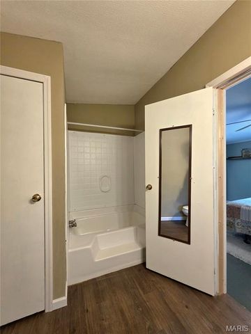 481 Family Road, St Clair, MO 63077