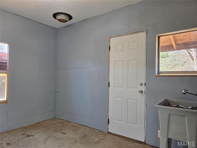 481 Family Road, St Clair, MO 63077