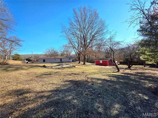 481 Family Road, St Clair, MO 63077