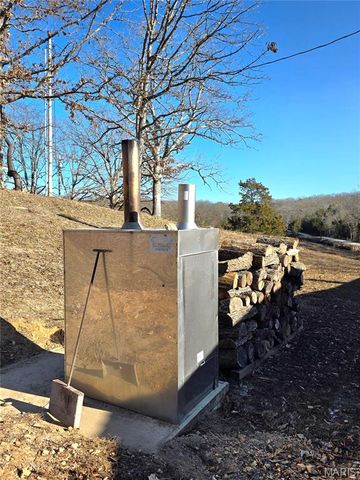 481 Family Road, St Clair, MO 63077