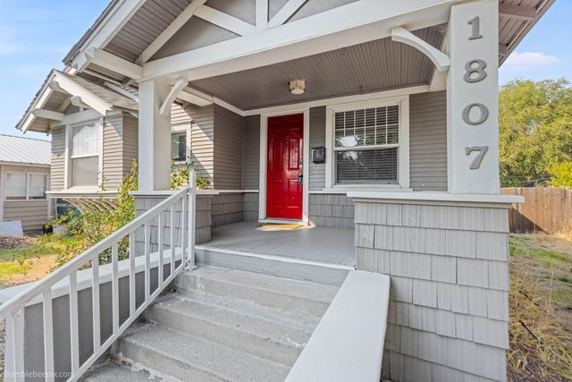 1807 E Boone Ave, Spokane, WA 99202