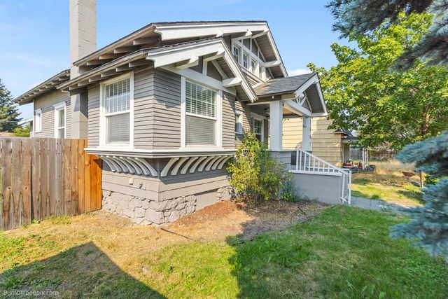 1807 E Boone Ave, Spokane, WA 99202