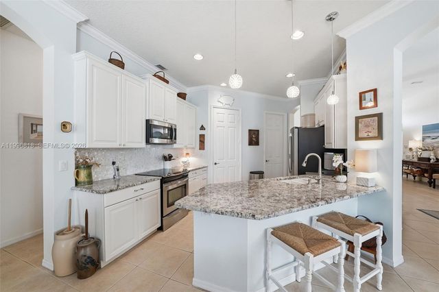 608 SW Chesapeake Court, Port St. Lucie, Port St Lucie, FL 34986