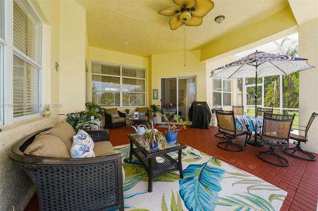 608 SW Chesapeake Court, Port St. Lucie, Port St Lucie, FL 34986
