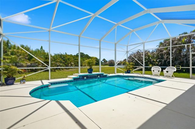 608 SW Chesapeake Court, Port St. Lucie, Port St Lucie, FL 34986