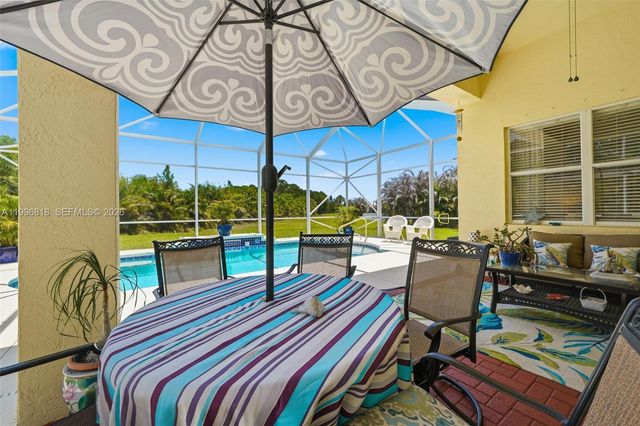 608 SW Chesapeake Court, Port St. Lucie, Port St Lucie, FL 34986