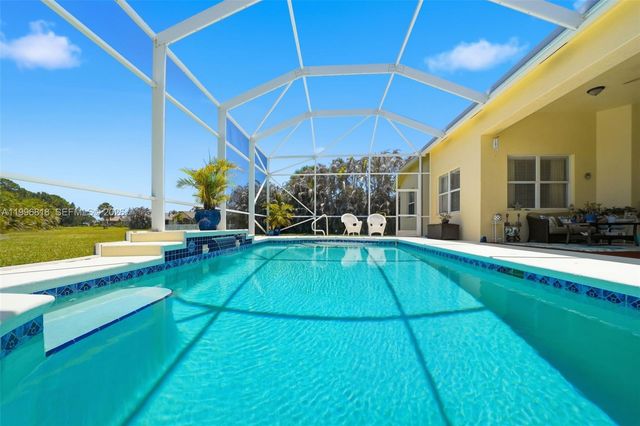 608 SW Chesapeake Court, Port St. Lucie, Port St Lucie, FL 34986