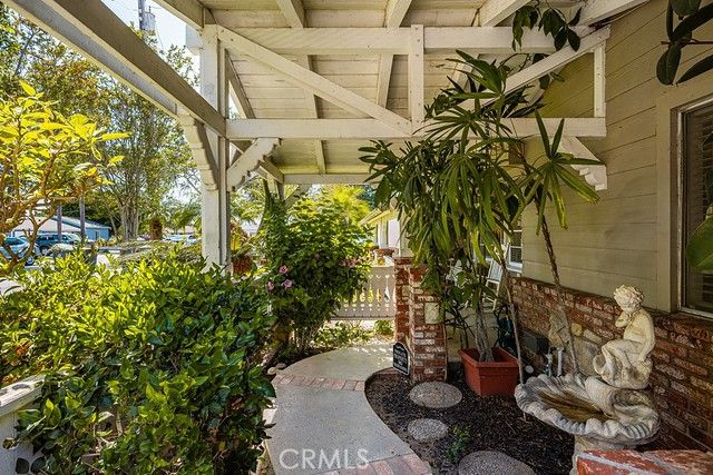 2713 W Huckleberry, Santa Ana, CA 92706