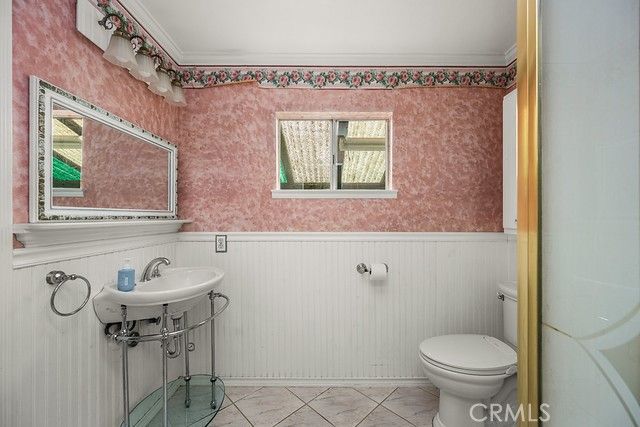 2713 W Huckleberry, Santa Ana, CA 92706