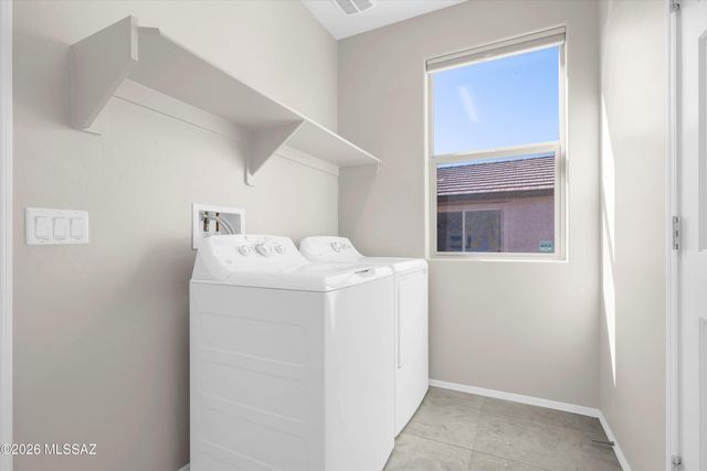 13914 E Carruthers Street, Vail, AZ 85641