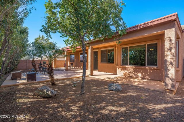 13914 E Carruthers Street, Vail, AZ 85641