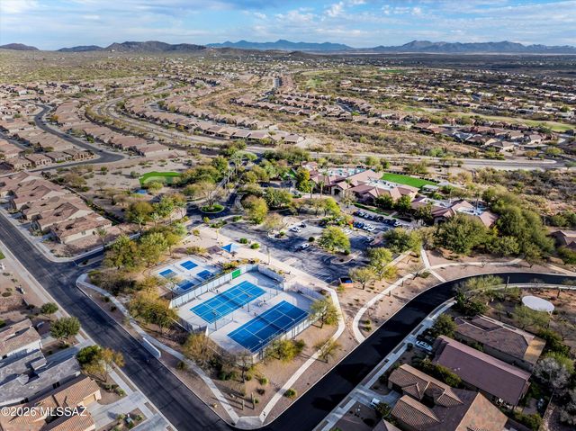 13914 E Carruthers Street, Vail, AZ 85641