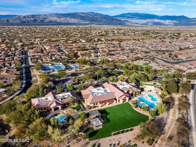 13914 E Carruthers Street, Vail, AZ 85641