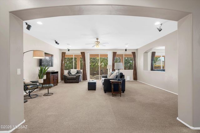 13914 E Carruthers Street, Vail, AZ 85641