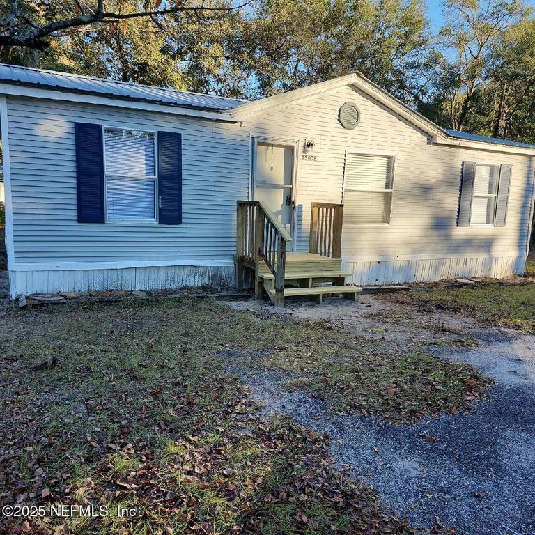 85008 LORETTA Lane, Yulee, FL 32097