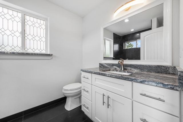 5114 N Del Rey Dr, Otis Orchards, WA 99027