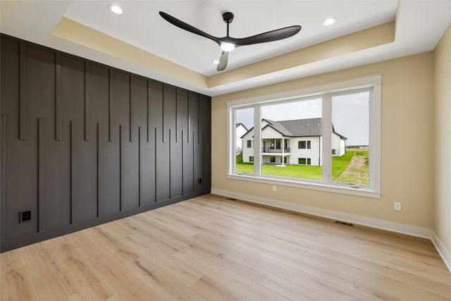 17316 Northview Drive, Urbandale, IA 50323